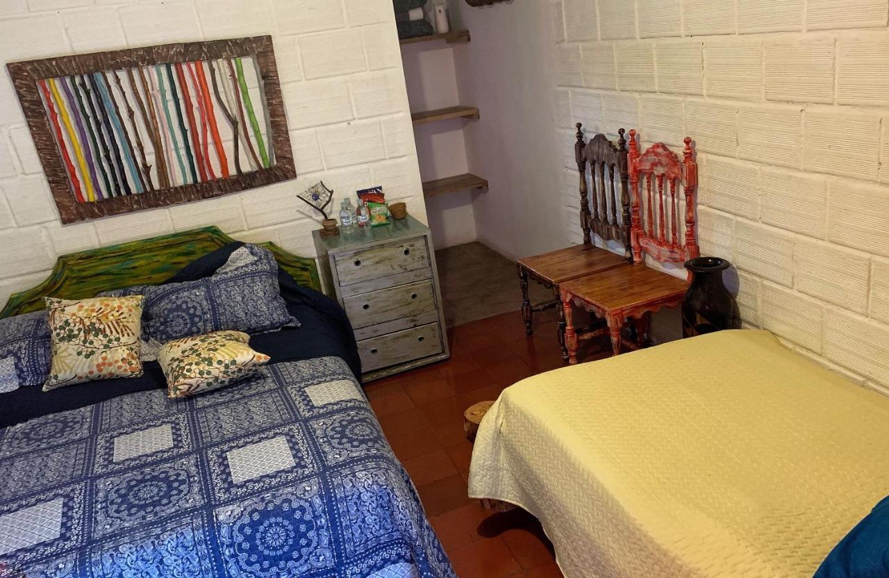 Hostal La Laguna Villamaría Exteriör bild